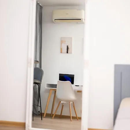 Sunny Floor Near Tokuda Hospital & Paradise Mall *