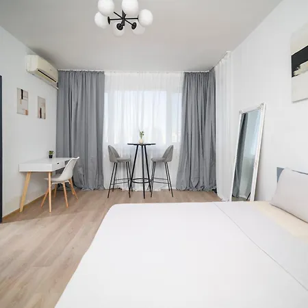 Sunny Floor Near Tokuda Hospital & Paradise Mall *