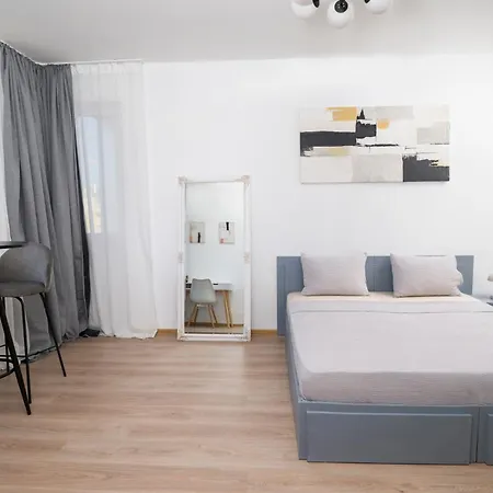 Sunny Floor Near Tokuda Hospital & Paradise Mall Apartment Sofia